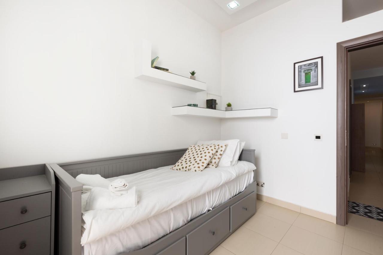 Dc36 -Spacious&Stylish 3 Bedroom Flat. Prime Zone Mellieħa Extérieur photo